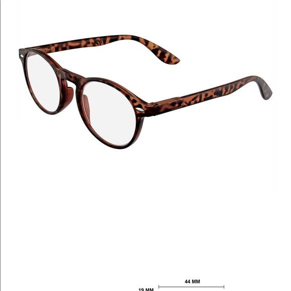 Favorite perfect chic Reading Glasses - Picture 6 of 8